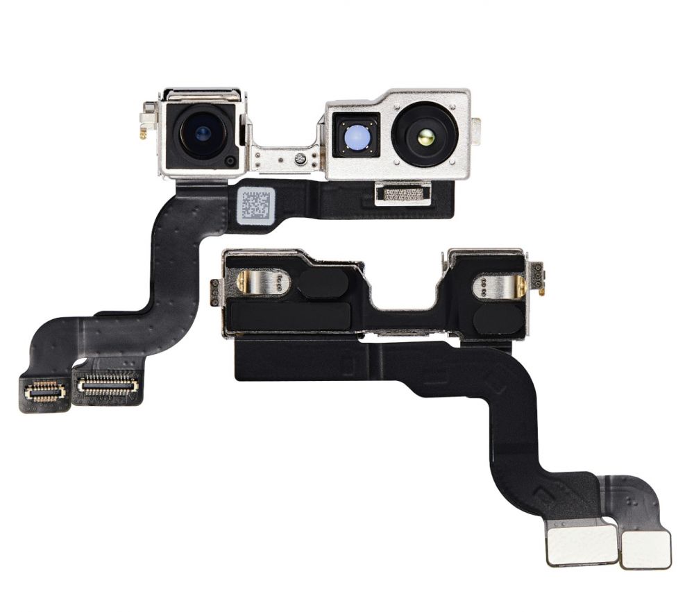 iPhone 14 Plus front camera