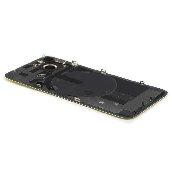 Back Cover incl. Camera lens, Flash Light and Wireless Charging Compatible for iPhone 14 Yellow Pulled