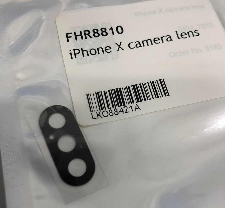 iPhone X camera lens